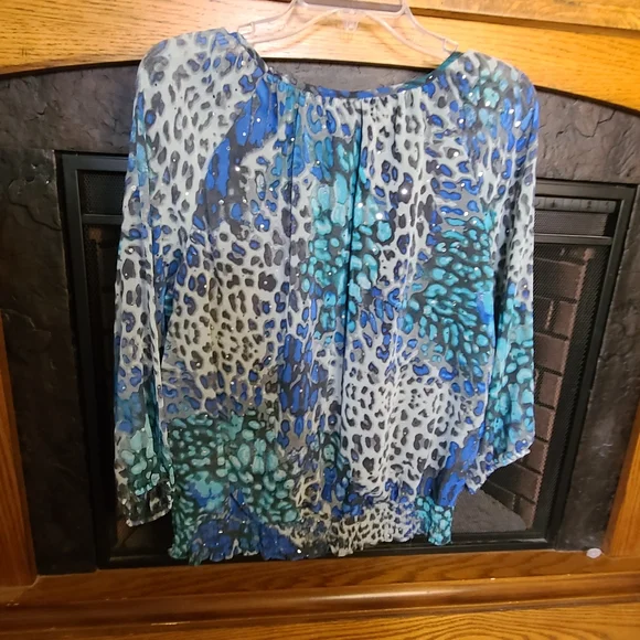 Top - Picture 4 of 4